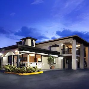 Knights Orlando Hotel